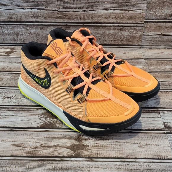 New Men's Nike Kyrie Flytrap 6 Orange Trance Yellow Strike - Picture 3 of 9